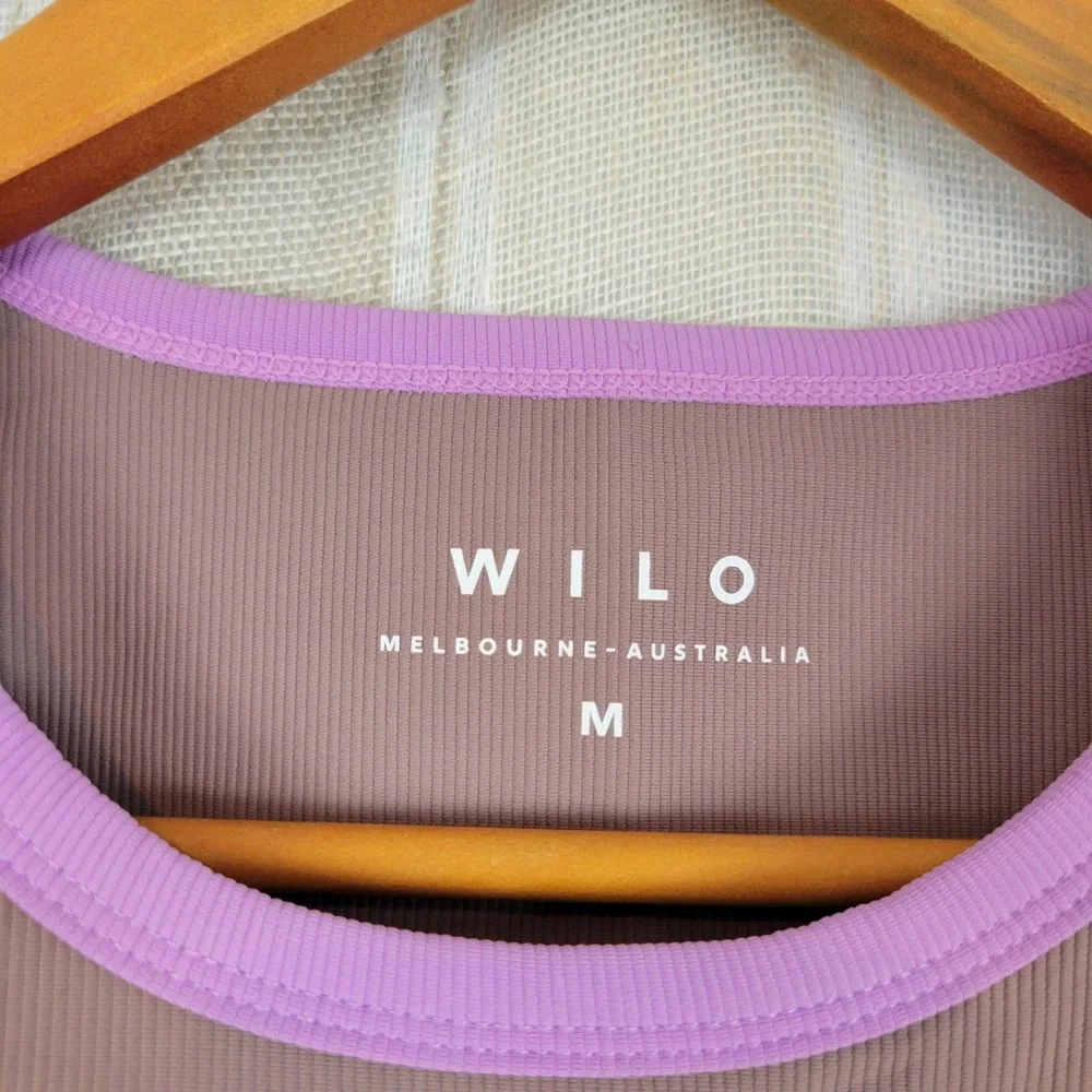 Wilo the Label Racerback Sports Bra Size Medium Ribbed Tan Mauve Purple‎